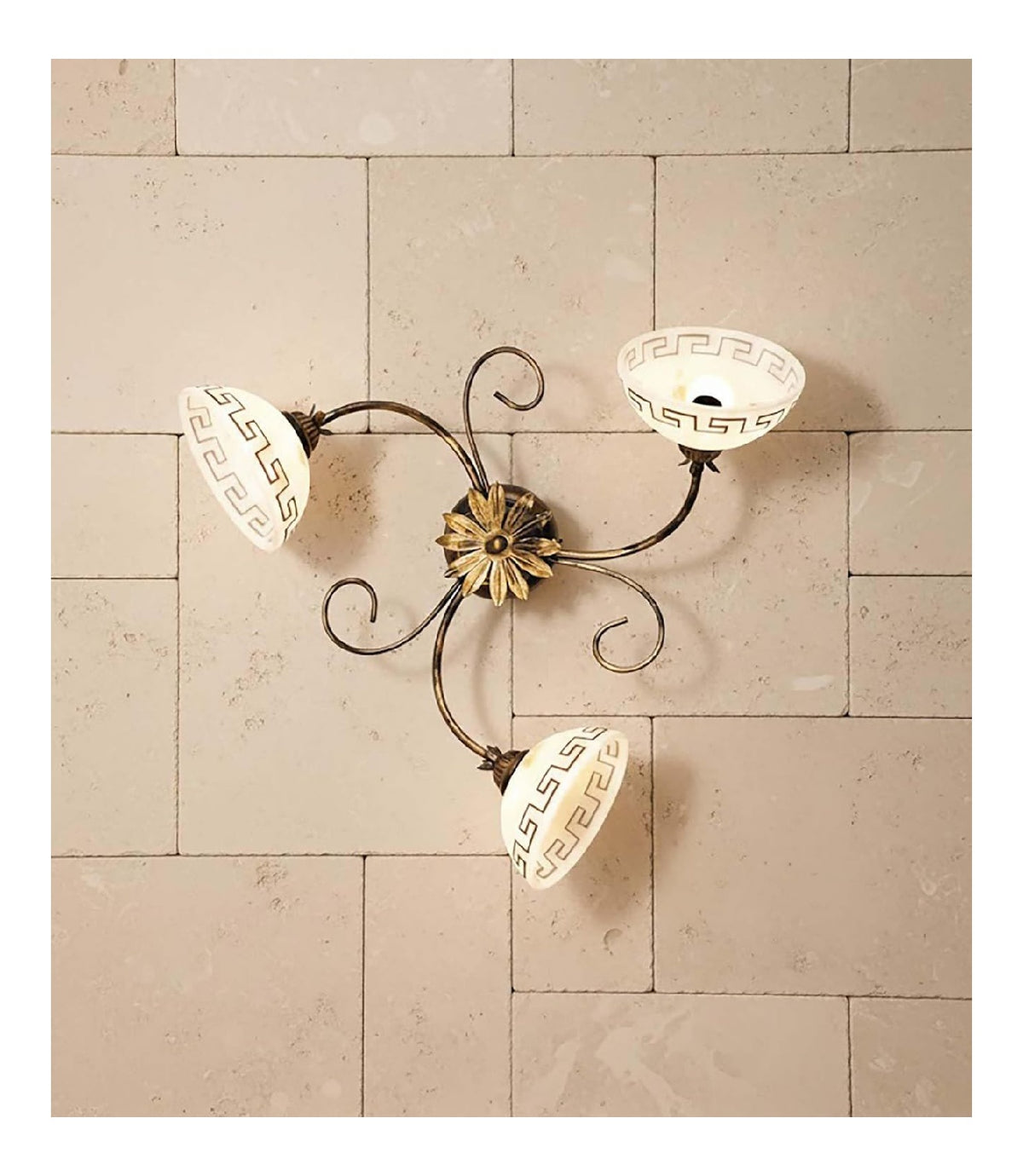 Plafoniera da soffitto con diffusore in vetro LED integrato oro