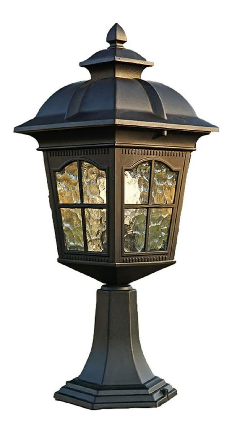 Illuminazione per esterni stile vintage con diffusore in vetro nero