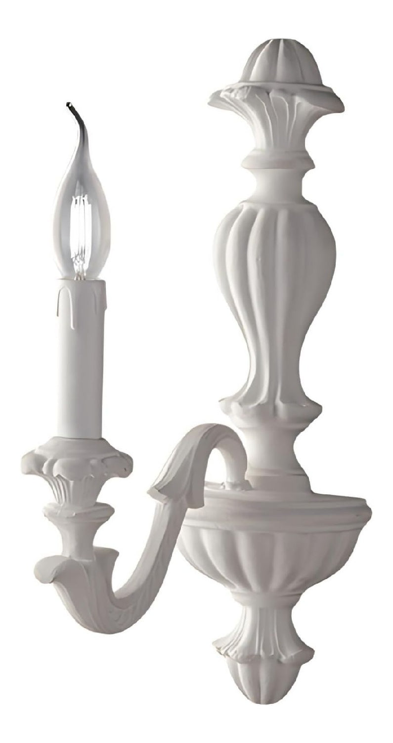 Applique da parete dettagli in legno bianco
